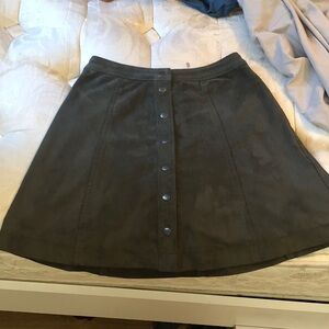 Chic Army Green Button-Front Mini Skirt